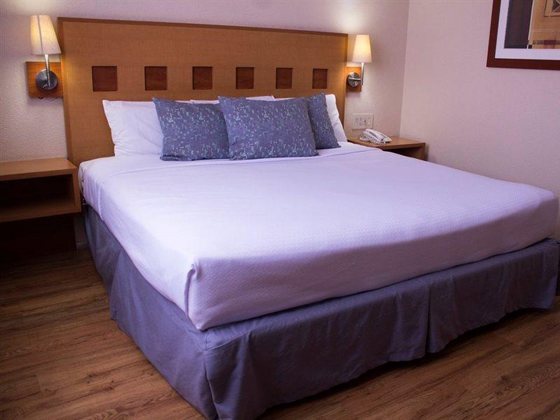Mirabel 4* Querétaro