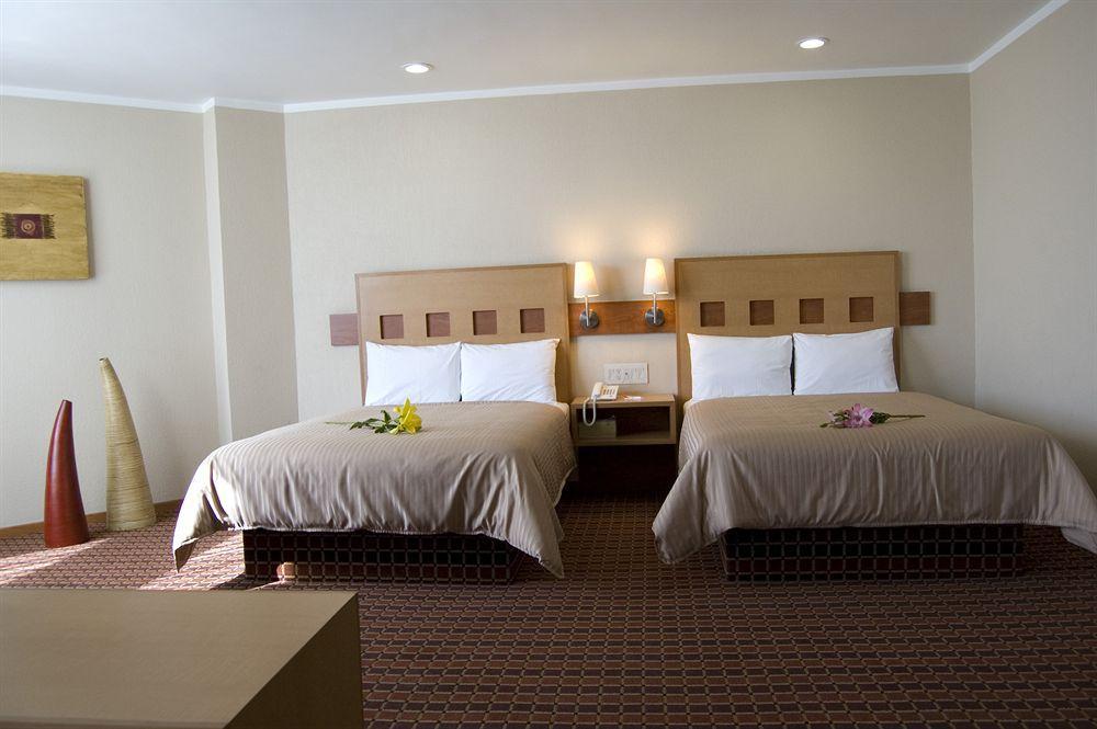 Mirabel 4* Querétaro